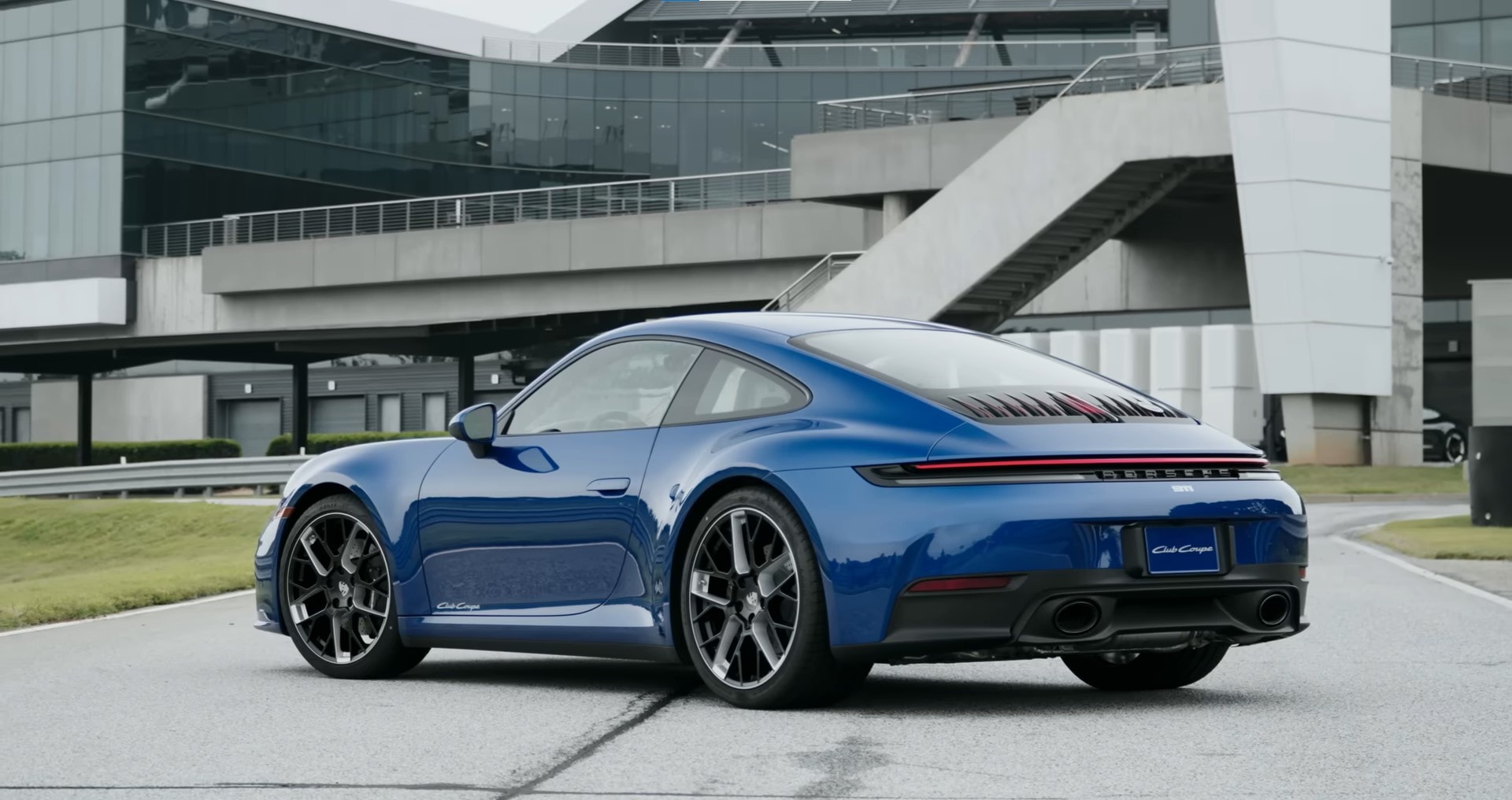 2026 Porsche 911 Club Coupe (1)