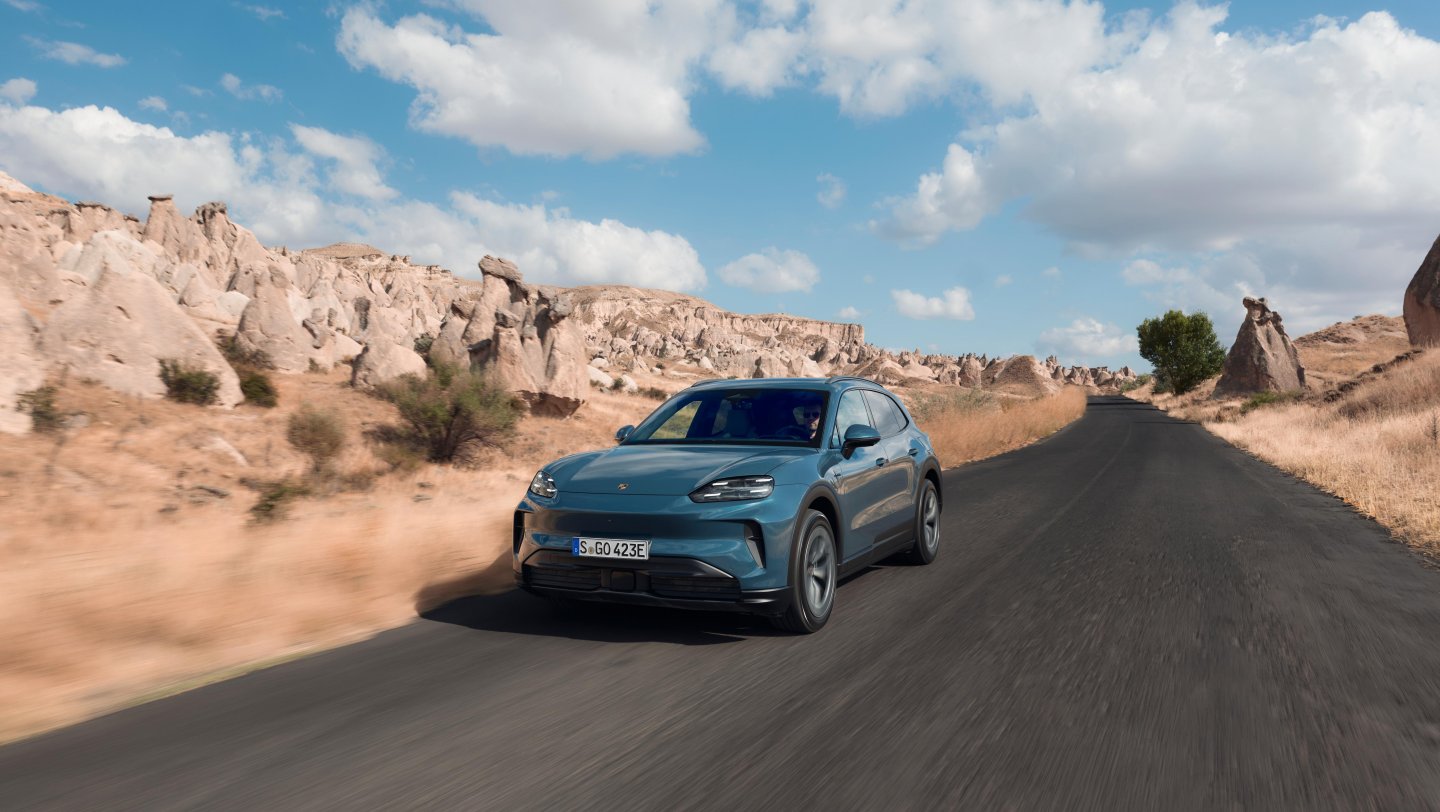 Porsche Cayenne Electric (3)
