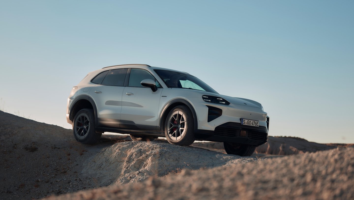 Porsche Cayenne Electric (8)