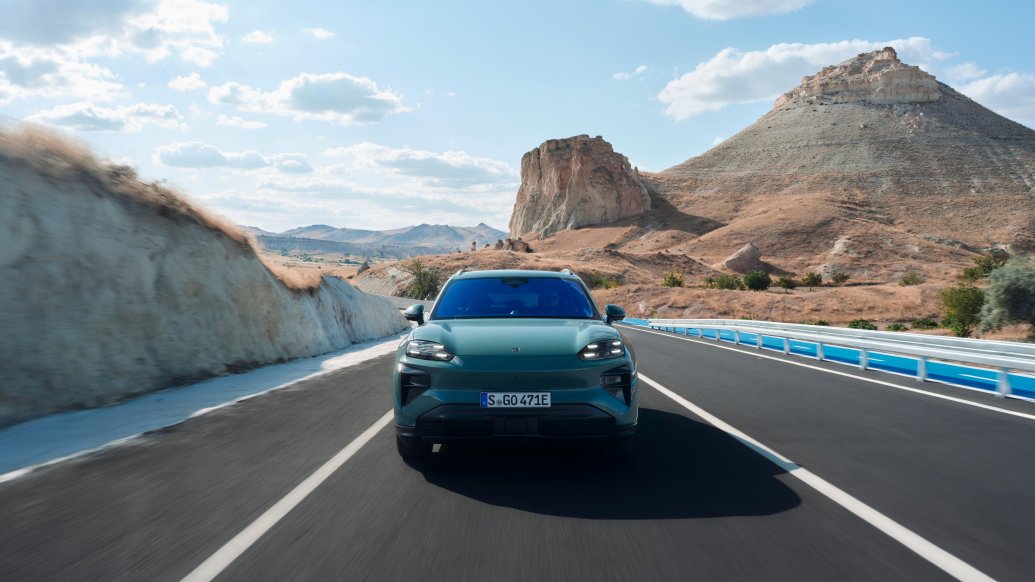 Porsche Cayenne Electric (9)